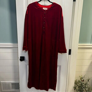 Stan Herman Velour Bright Red 1/4‎ Buttoned Robe. Size 1X.